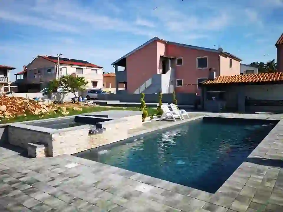 Euro-Pool-5